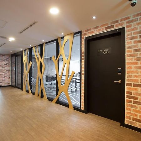 Cinema House Hotel In Busan Eksteriør billede