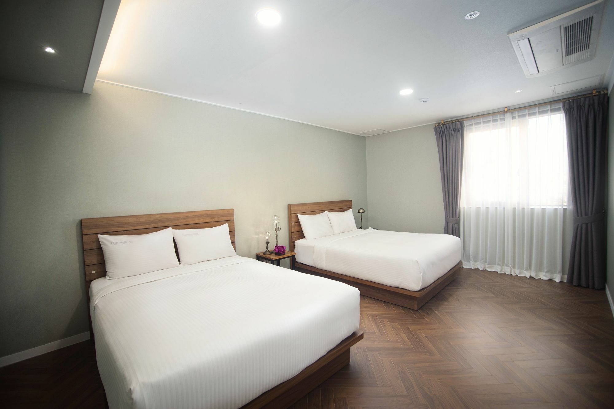 Cinema House Hotel In Busan Eksteriør billede