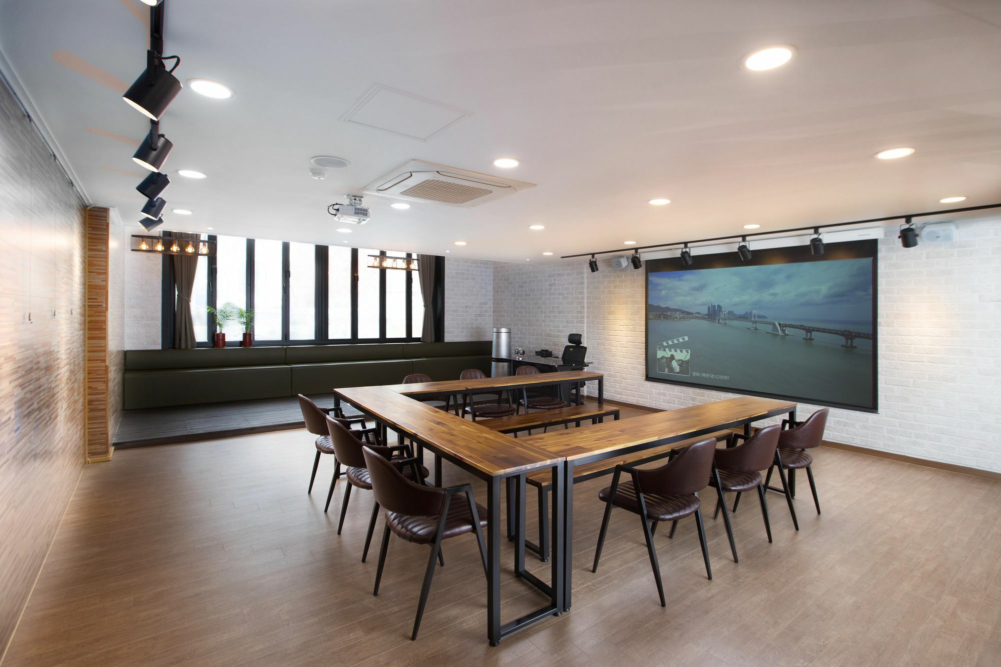 Cinema House Hotel In Busan Eksteriør billede